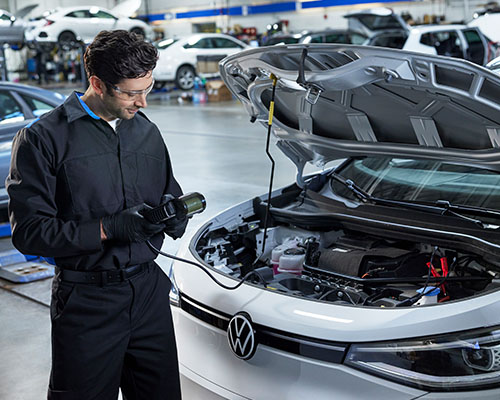 Nissan EV Maintenance